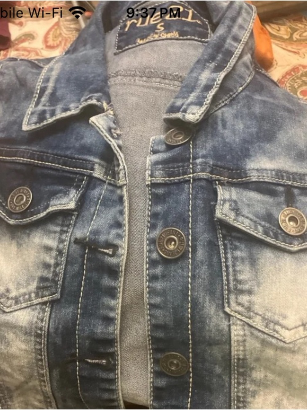 Rue21 Distressed Dark and Light Blue Denim Jacket juniors size small.